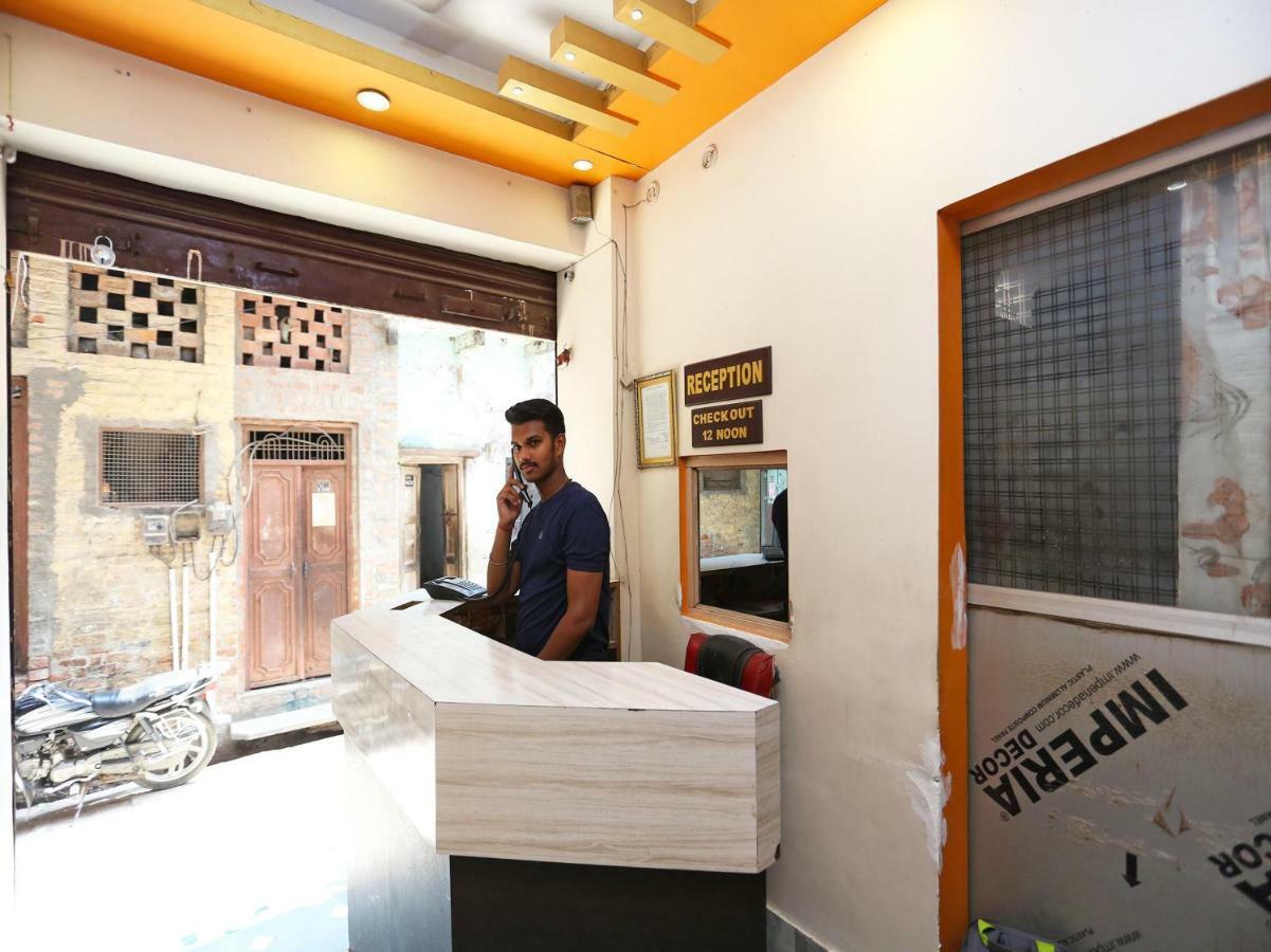Spot On 45585 Hotel Aakash Ganga - Varanasi — Photos 2